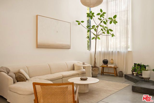 27 Paloma Avenue, Venice (los Angeles), CA 90291