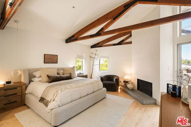 27 Paloma Avenue, Venice (los Angeles), CA 90291
