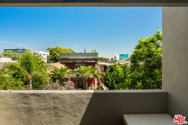 27 Paloma Avenue, Venice (los Angeles), CA 90291