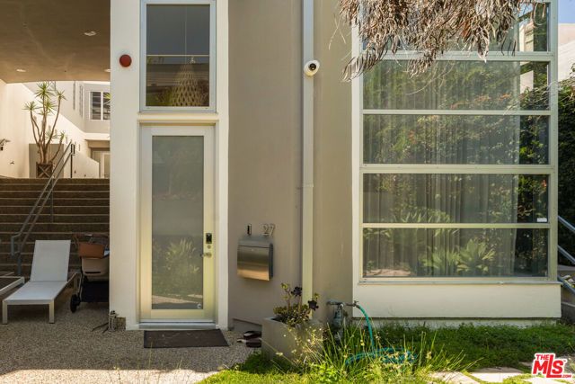 27 Paloma Avenue, Venice (los Angeles), CA 90291
