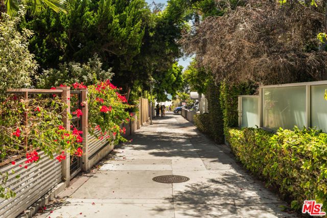 27 Paloma Avenue, Venice (los Angeles), CA 90291