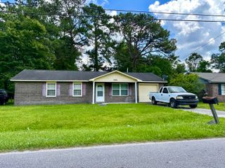 9880 Berrywood Drive, Ladson, SC 29456