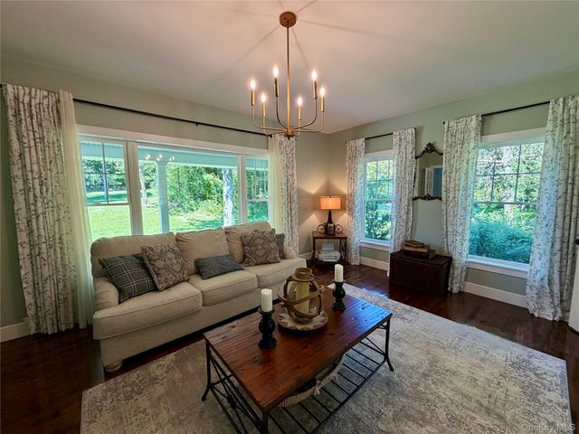 101 Beverly Road, Chester, NY 10918