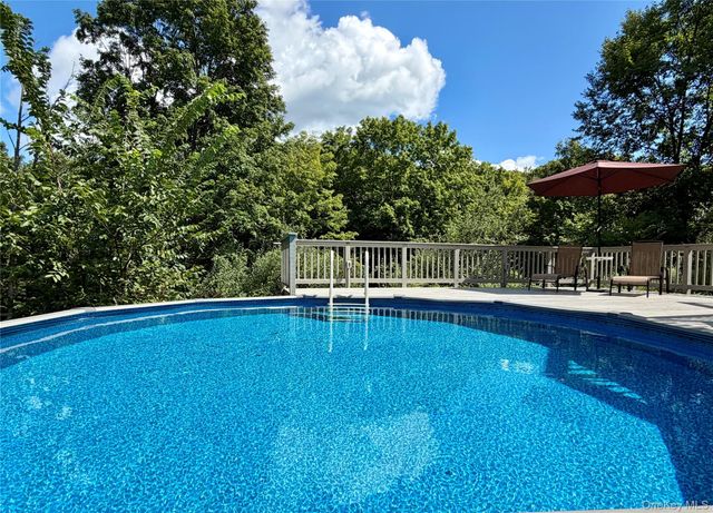 101 Beverly Road, Chester, NY 10918