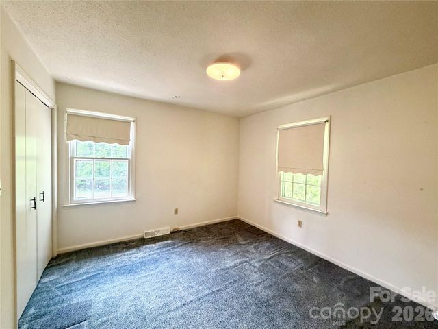 232 Chase Drive, Forest City, NC 28043