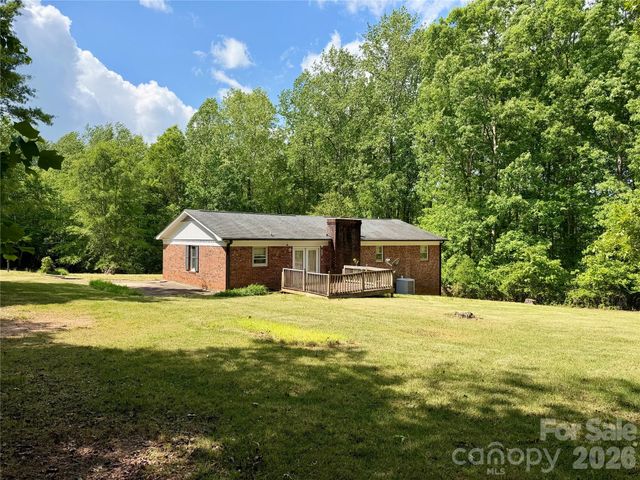 232 Chase Drive, Forest City, NC 28043