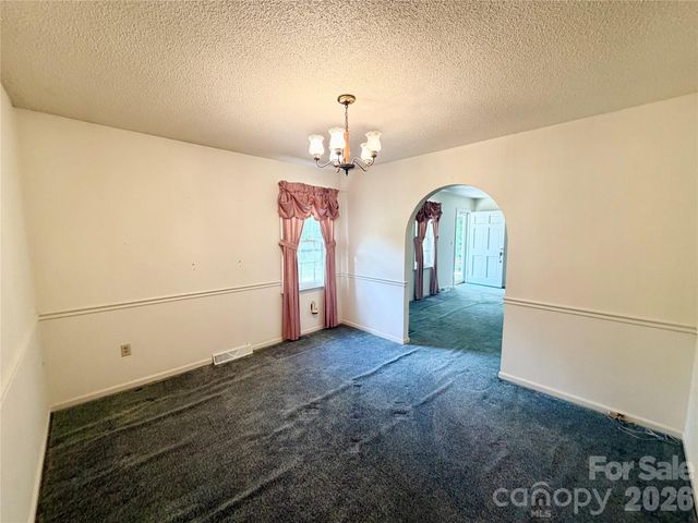 232 Chase Drive, Forest City, NC 28043