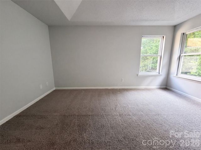 2502 Harwood Hills Lane, Charlotte, NC 28214