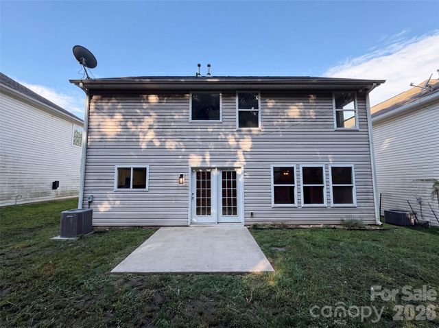 2502 Harwood Hills Lane, Charlotte, NC 28214