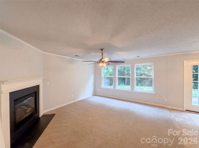 2502 Harwood Hills Lane, Charlotte, NC 28214