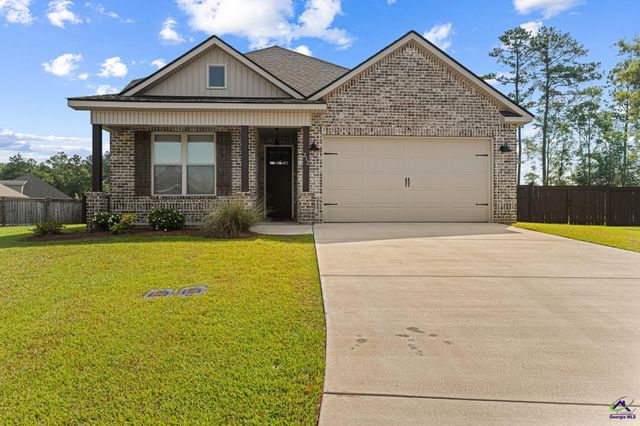 212 Silverside Drive, Perry, GA 31069