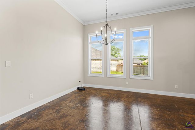 212 Silverside Drive, Perry, GA 31069