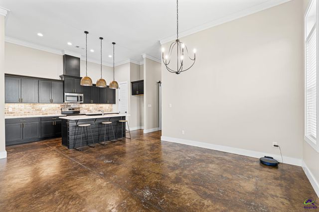 212 Silverside Drive, Perry, GA 31069