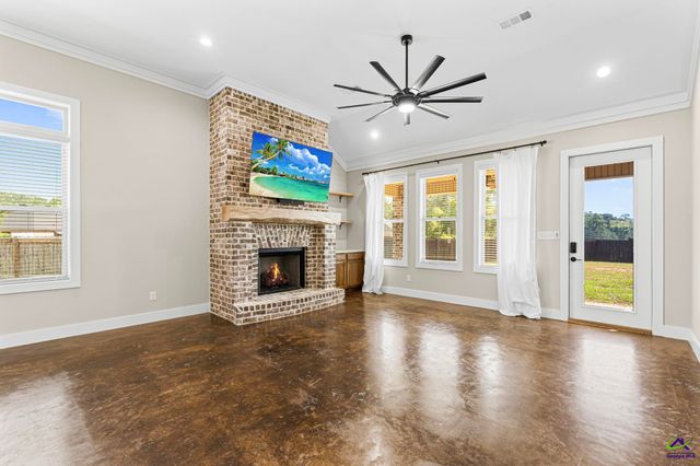 212 Silverside Drive, Perry, GA 31069