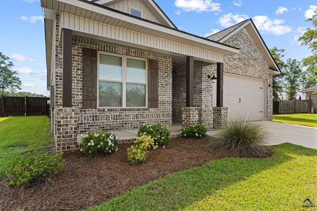 212 Silverside Drive, Perry, GA 31069