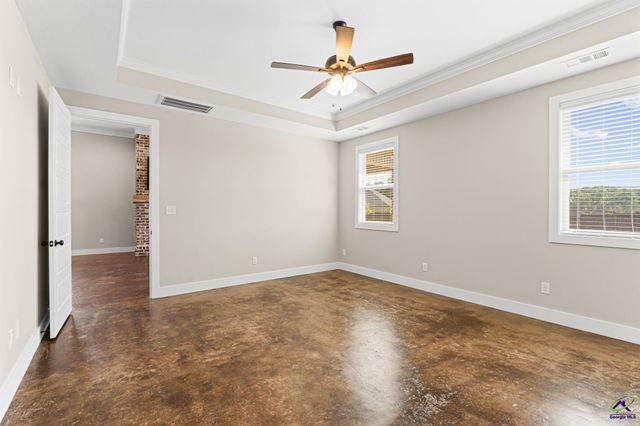212 Silverside Drive, Perry, GA 31069