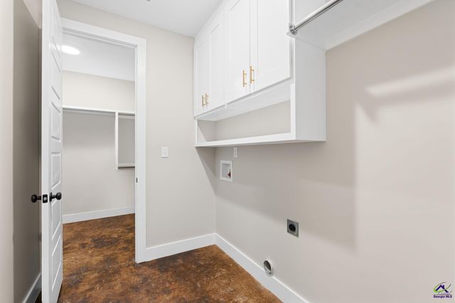 212 Silverside Drive, Perry, GA 31069