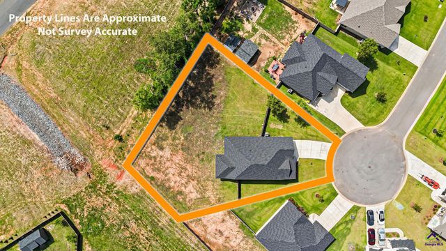 212 Silverside Drive, Perry, GA 31069