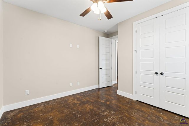 212 Silverside Drive, Perry, GA 31069