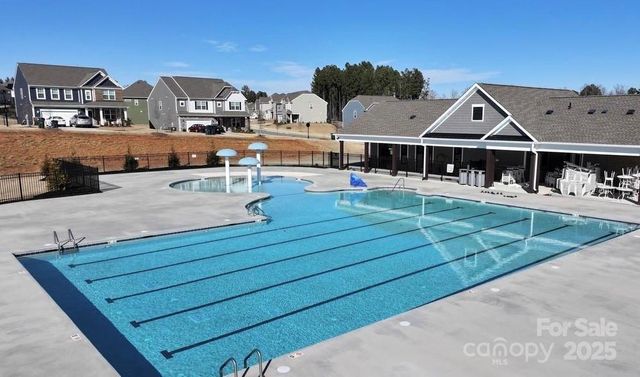 120 Dogwood Grove Place, Troutman, NC 28166