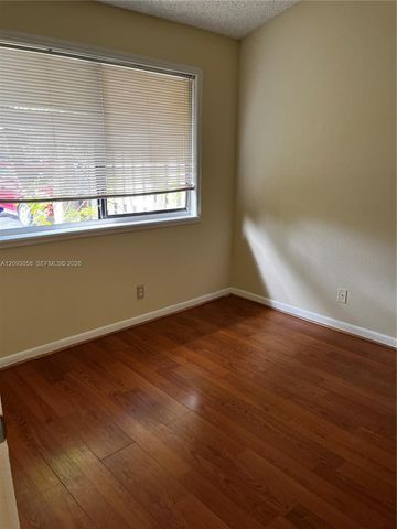 3674 NW 111th Avenue, Sunrise, FL 33351