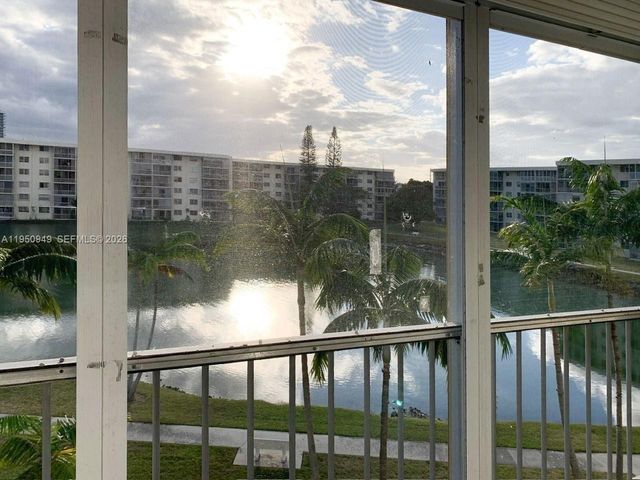 2855 Leonard Drive H404, Aventura, FL 33160