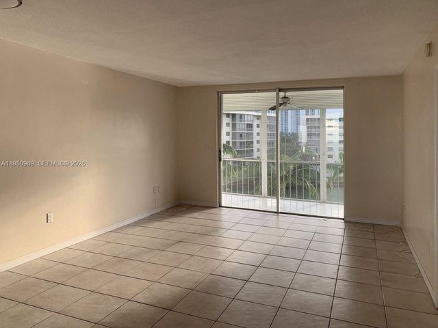 2855 Leonard Drive H404, Aventura, FL 33160