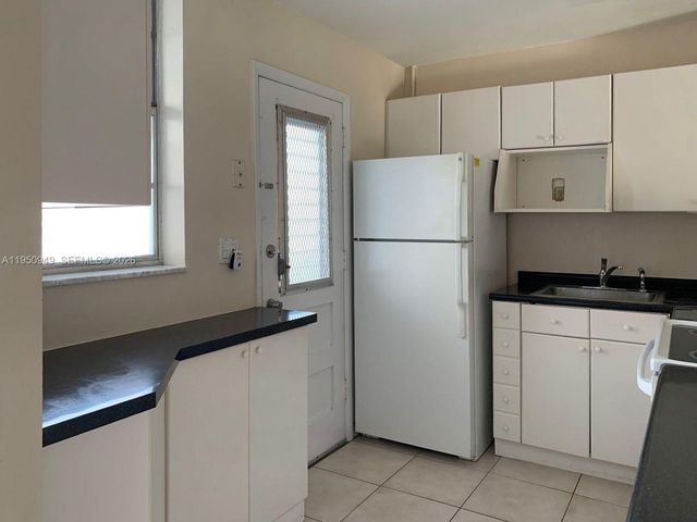 2855 Leonard Drive H404, Aventura, FL 33160