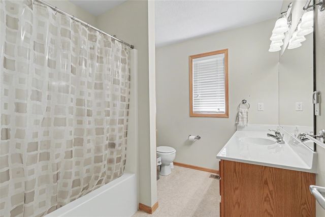 929 S 12th Street, Adel, IA 50003