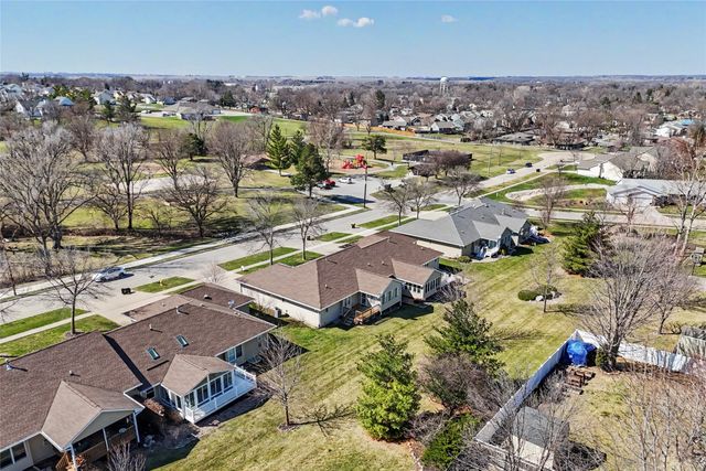 929 S 12th Street, Adel, IA 50003