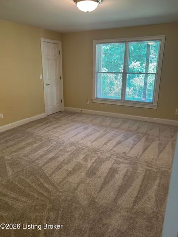 5005 Wolf Pen Woods Dr, Prospect, KY 40059