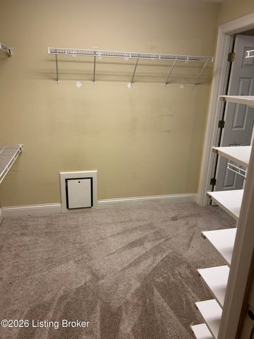 5005 Wolf Pen Woods Dr, Prospect, KY 40059