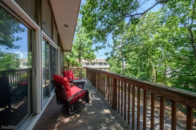1 Lewis St, Haledon Boro, NJ 07508