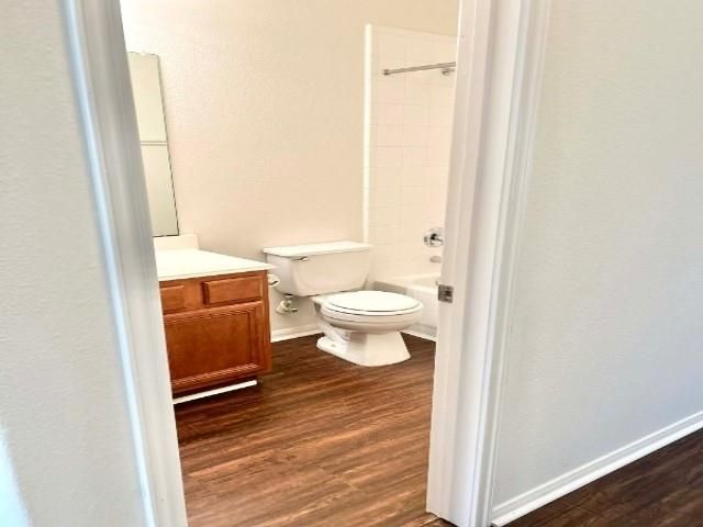 4039 Bentwood Drive, Dickinson, TX 77539