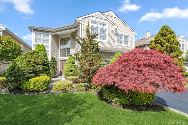 185 Sagamore Drive, Plainview, NY 11803
