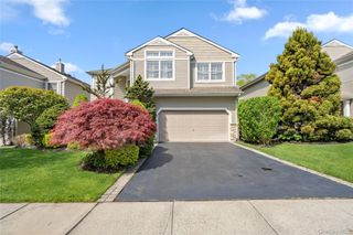 185 Sagamore Drive, Plainview, NY 11803