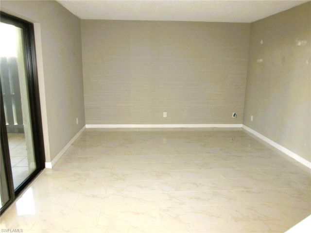 17455 Overhill DR B, Fort Myers, FL 33908