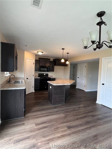 7311 Meyer Loop, Sellersburg, IN 47172