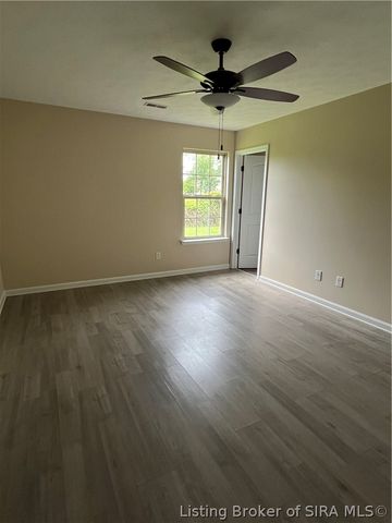 7311 Meyer Loop, Sellersburg, IN 47172