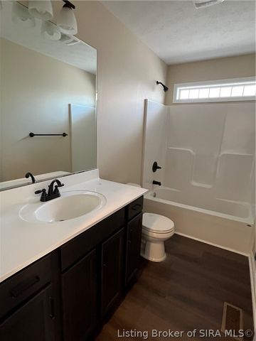 7311 Meyer Loop, Sellersburg, IN 47172