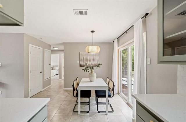 5306 Wellington DR, Austin, TX 78723