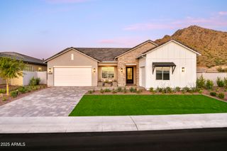 33608 N MAVERICK MOUNTAIN Trail, San Tan Valley, AZ 85144