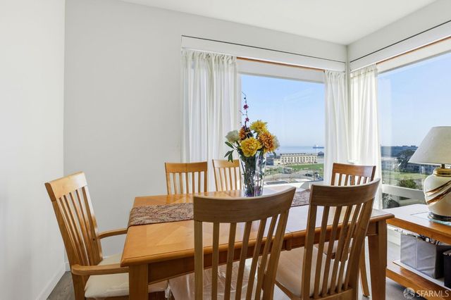 10 Kennedy Place 201, San Francisco, CA 94124