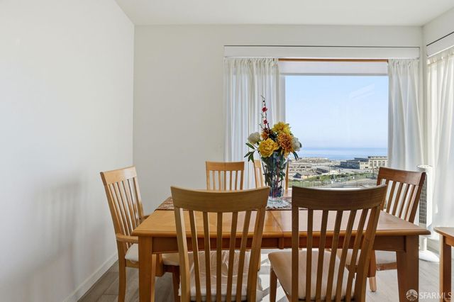 10 Kennedy Place 201, San Francisco, CA 94124