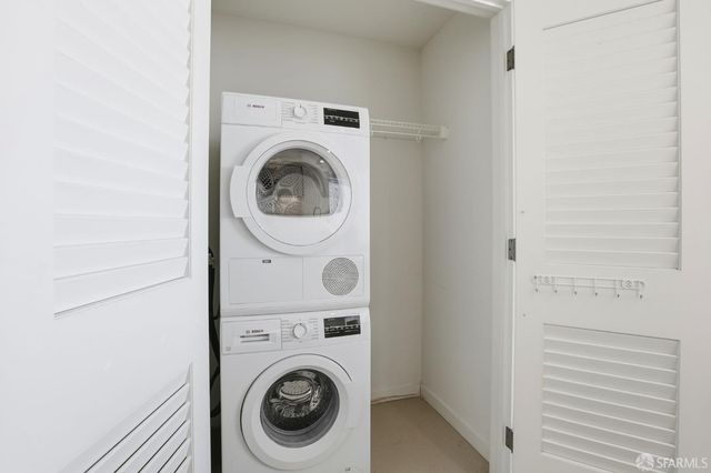 10 Kennedy Place 201, San Francisco, CA 94124