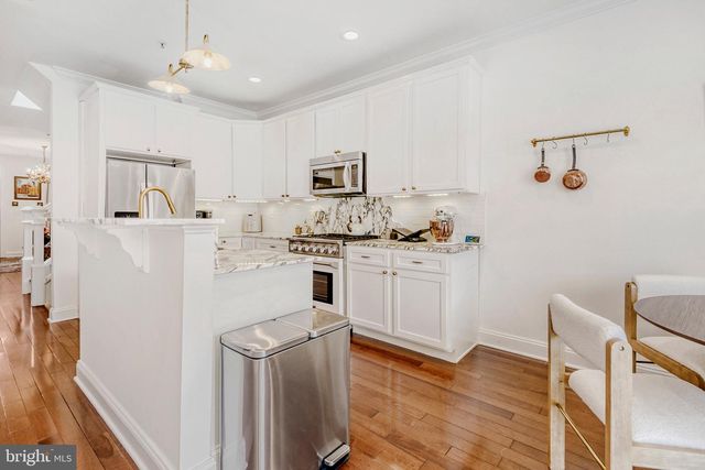 3858 QUARRY AVE, Baltimore, MD 21211