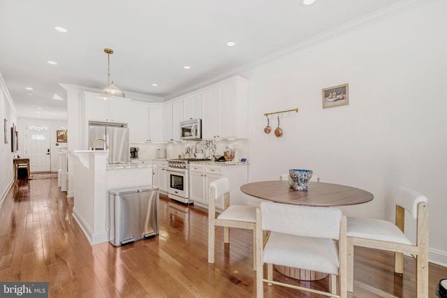 3858 QUARRY AVE, Baltimore, MD 21211