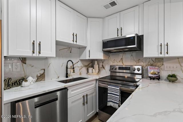 150 W 66TH Street, Jacksonville, FL 32208