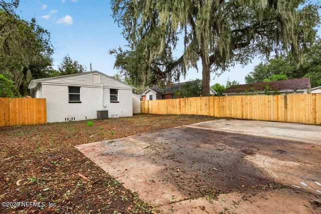 150 W 66TH Street, Jacksonville, FL 32208