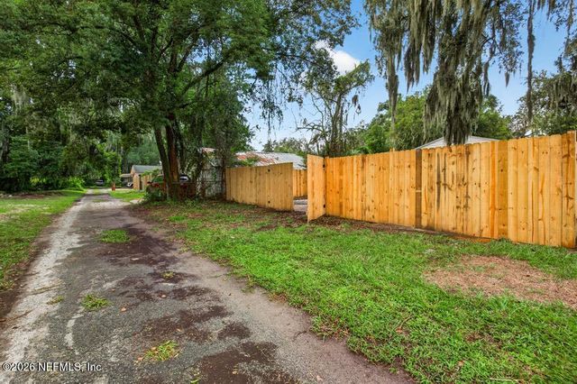 150 W 66TH Street, Jacksonville, FL 32208